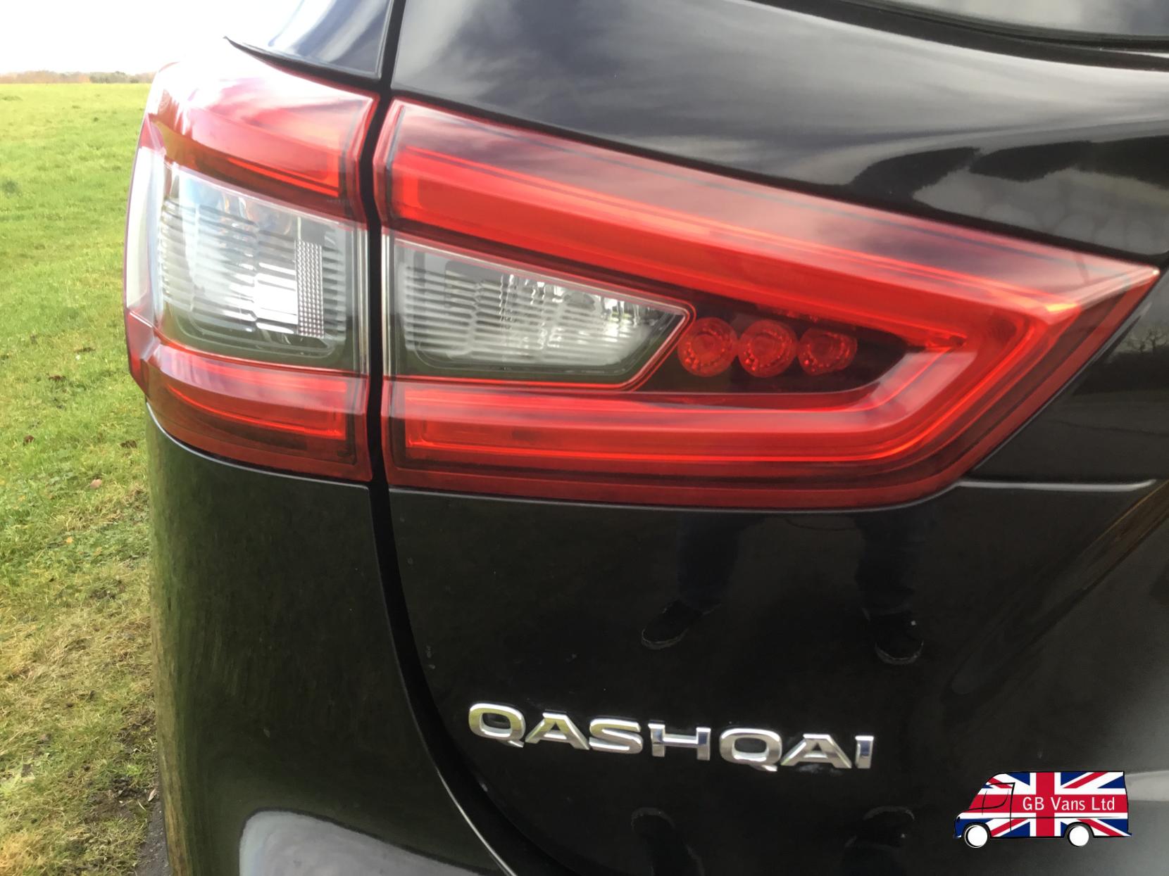 Nissan Qashqai 1.2 DIG-T Acenta SUV 5dr Petrol Manual Euro 6 (s/s) (115 ps)