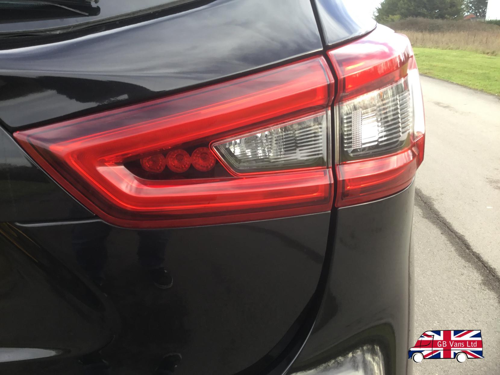 Nissan Qashqai 1.2 DIG-T Acenta SUV 5dr Petrol Manual Euro 6 (s/s) (115 ps)