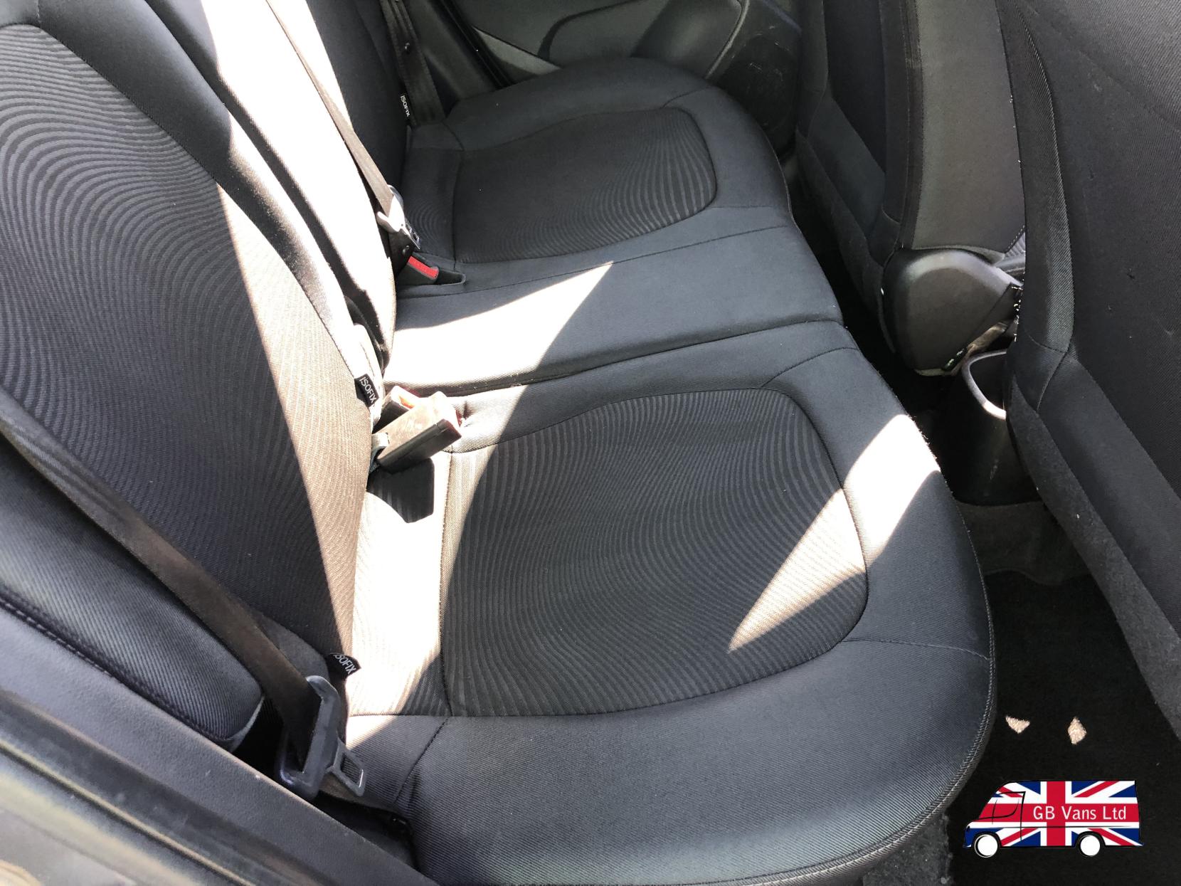 Hyundai i10 1.2 SE Hatchback 5dr Petrol Manual Euro 6 (87 ps)