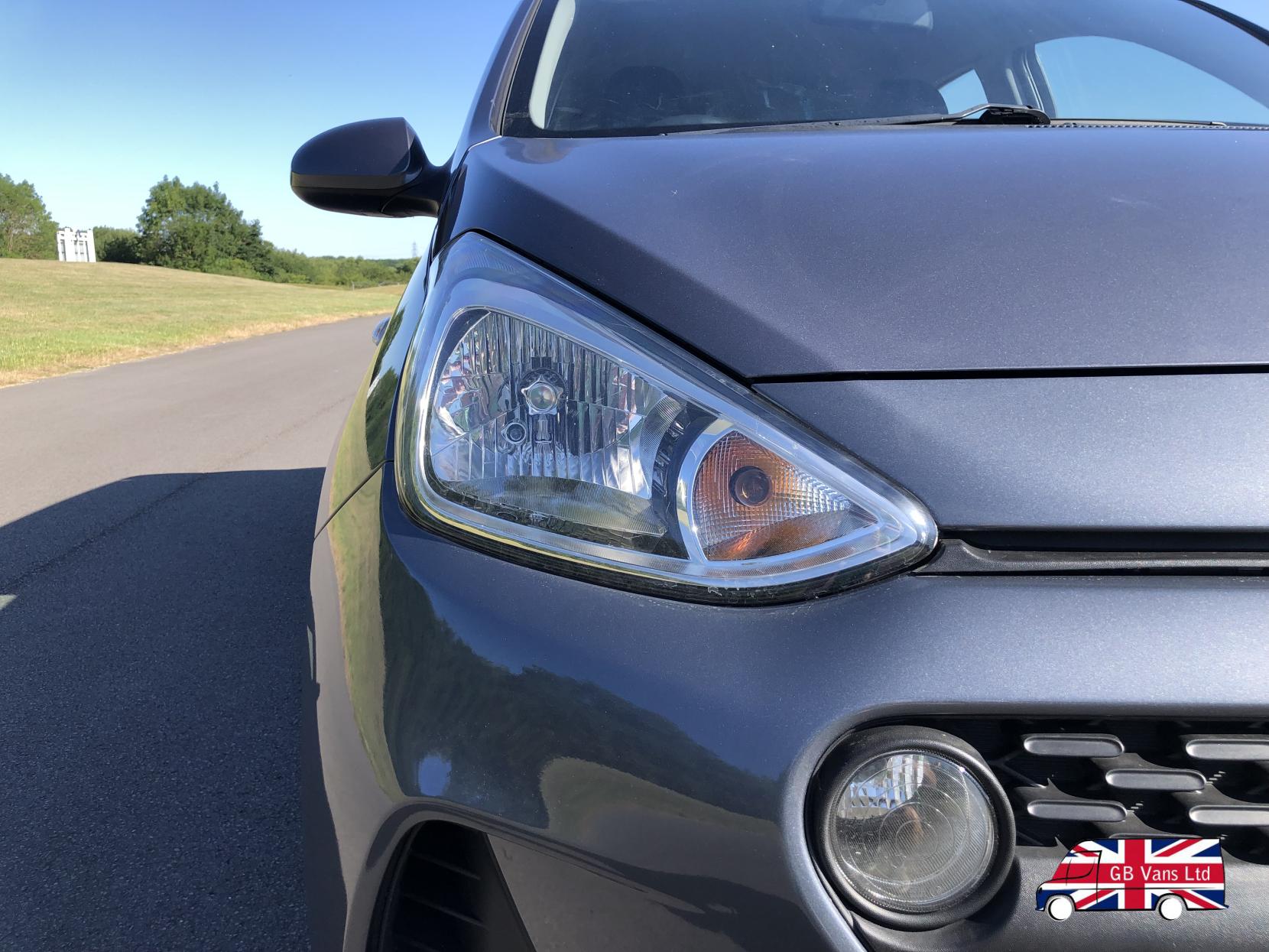Hyundai i10 1.2 SE Hatchback 5dr Petrol Manual Euro 6 (87 ps)