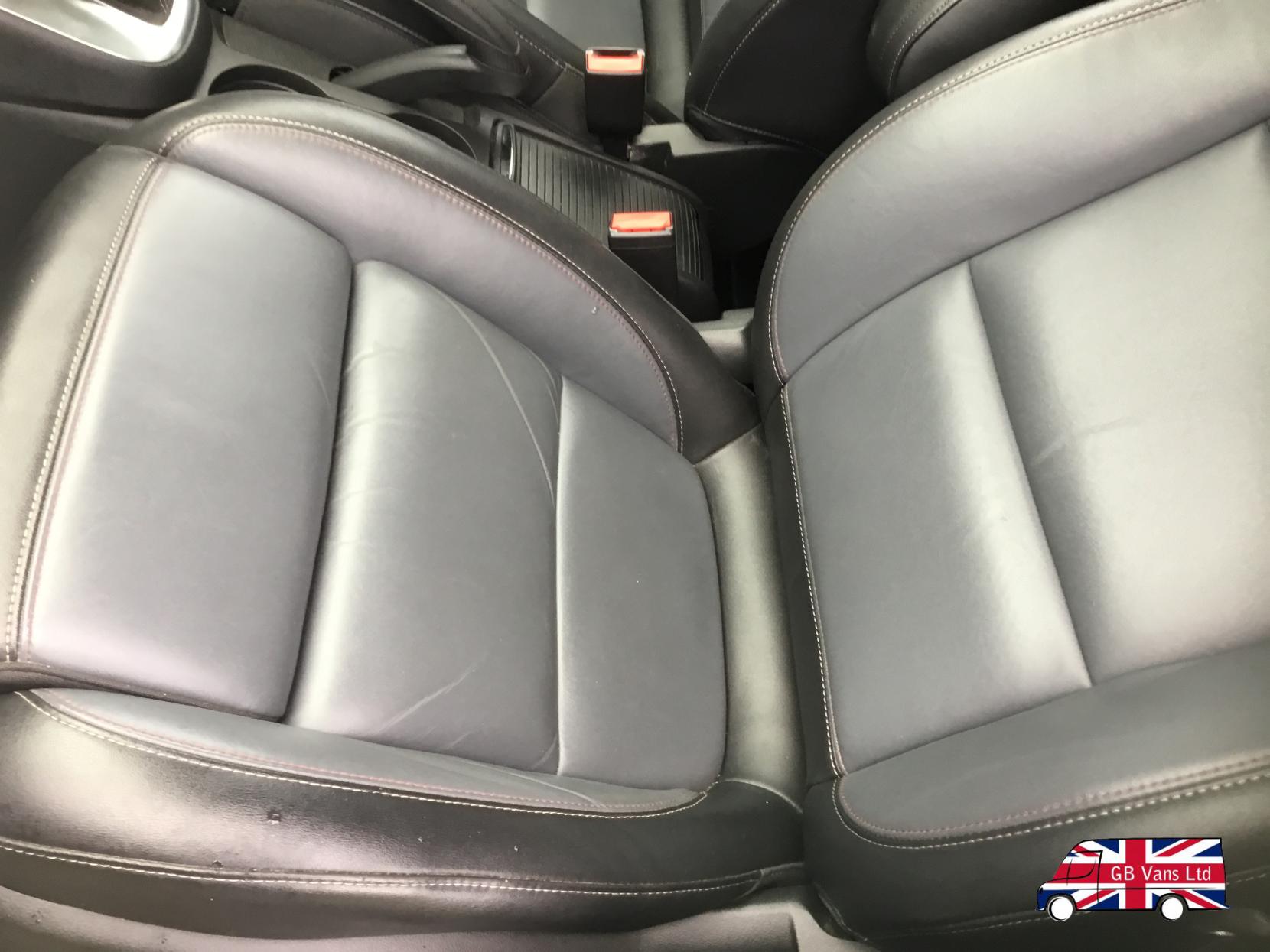 Vauxhall Mokka 1.4i Turbo SE SUV 5dr Petrol Auto 2WD Euro 6 (140 ps)