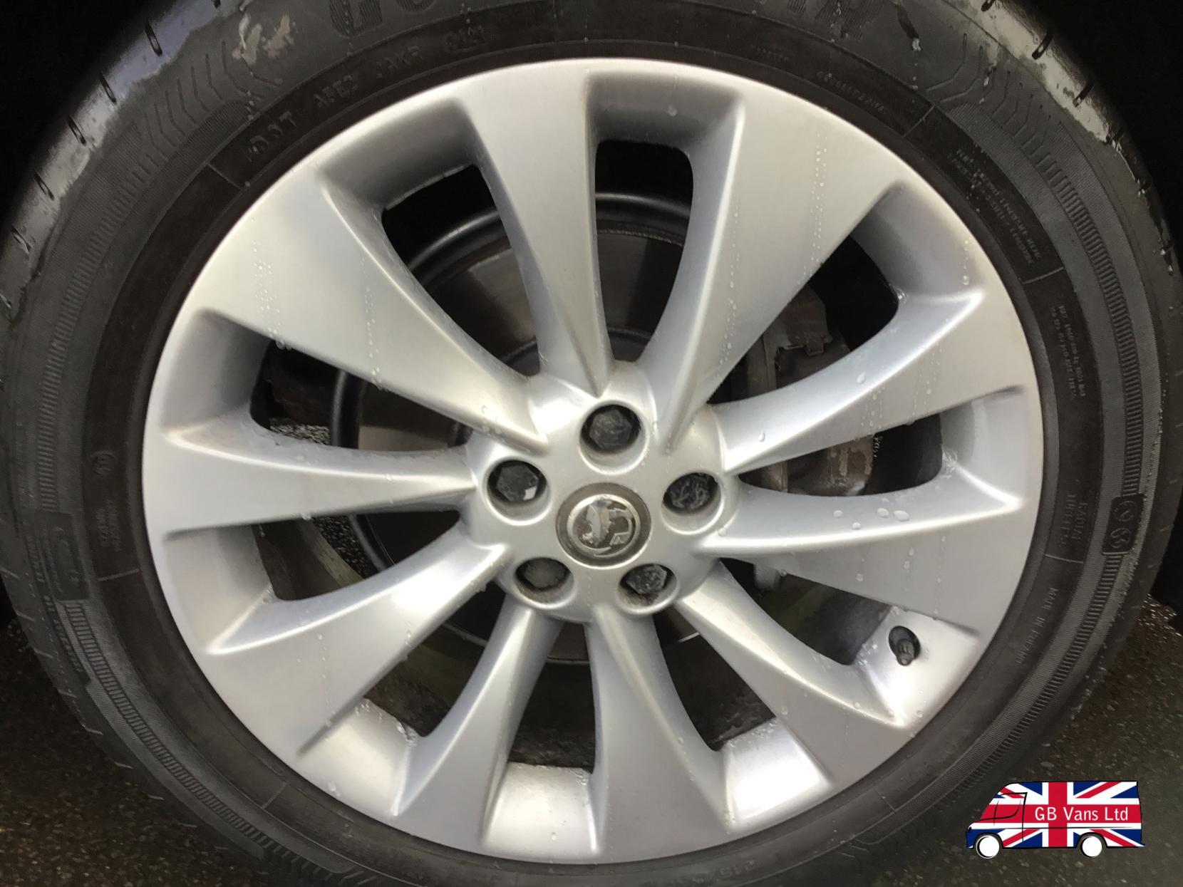 Vauxhall Mokka 1.4i Turbo SE SUV 5dr Petrol Auto 2WD Euro 6 (140 ps)