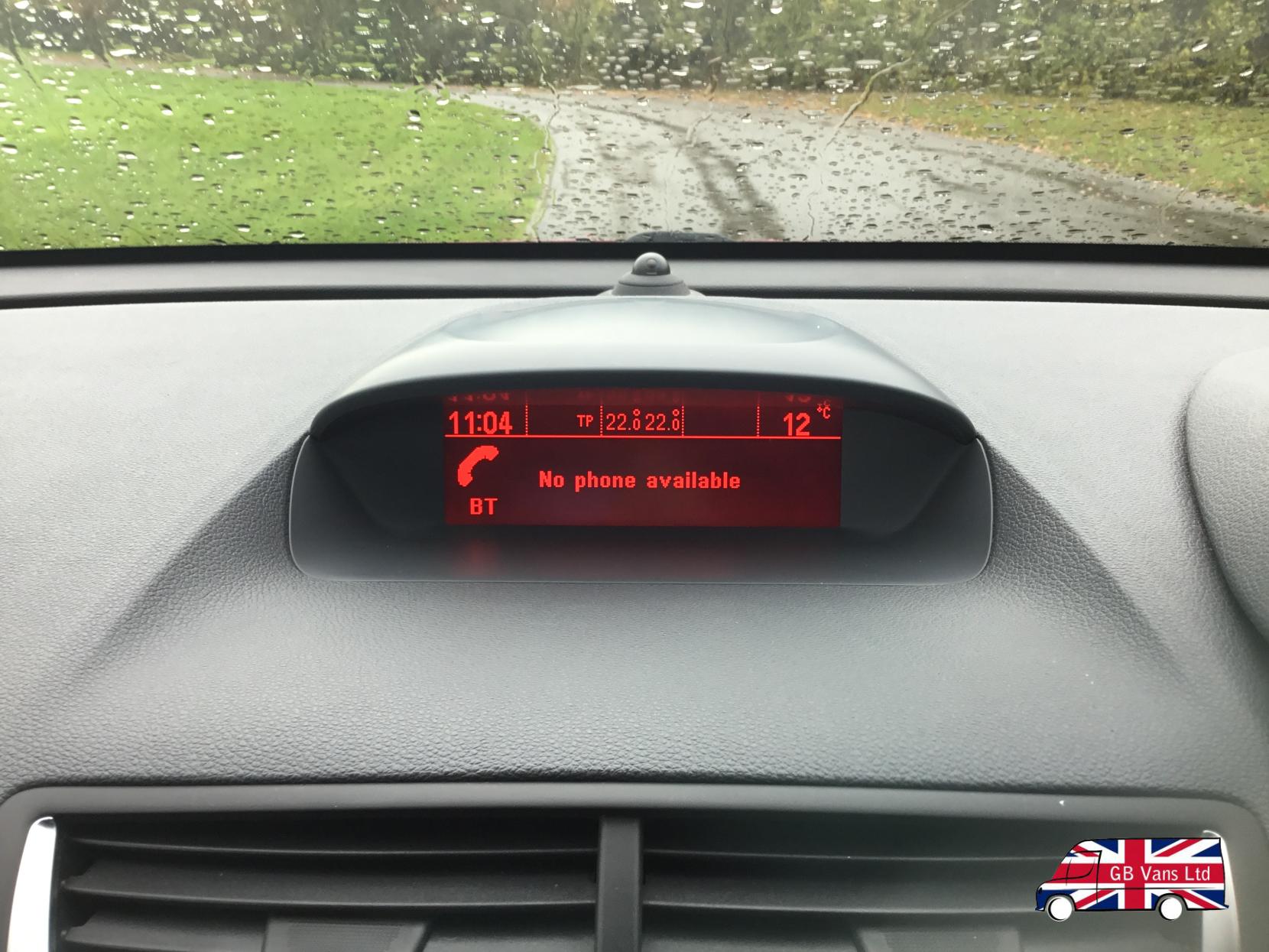 Vauxhall Mokka 1.4i Turbo SE SUV 5dr Petrol Auto 2WD Euro 6 (140 ps)