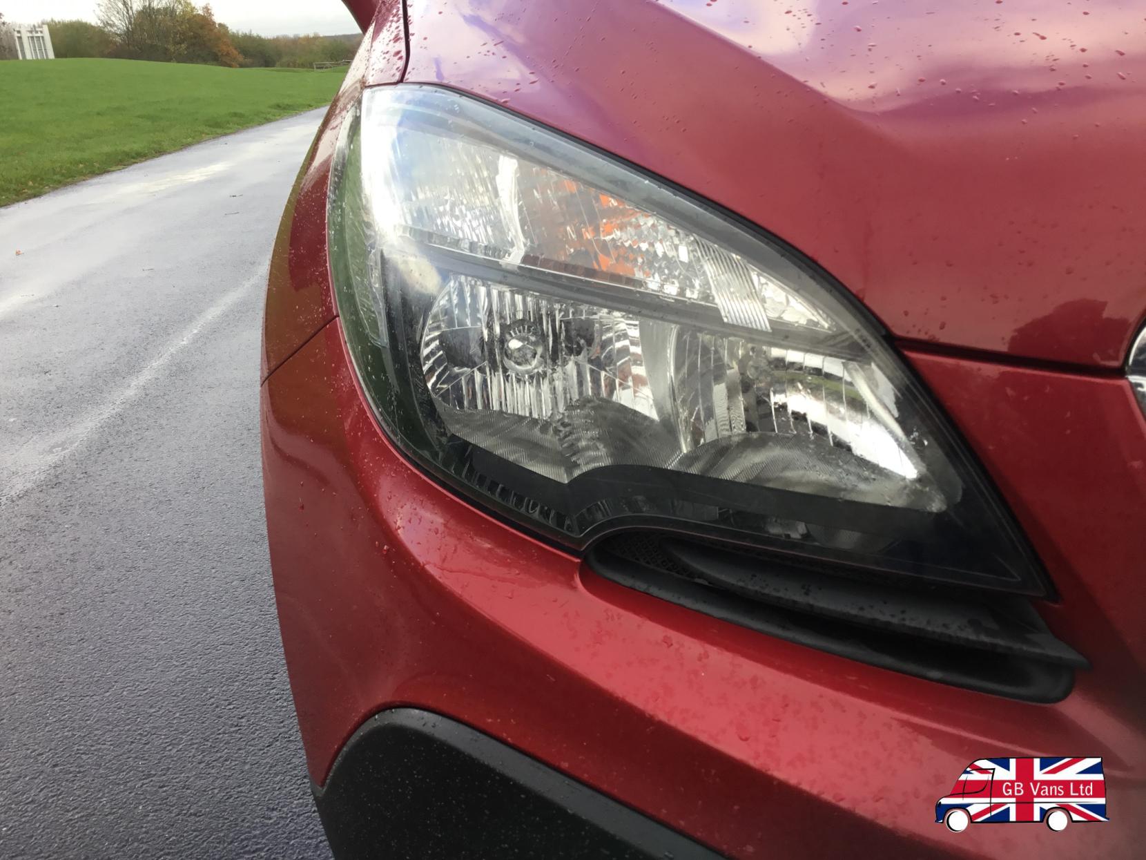 Vauxhall Mokka 1.4i Turbo SE SUV 5dr Petrol Auto 2WD Euro 6 (140 ps)