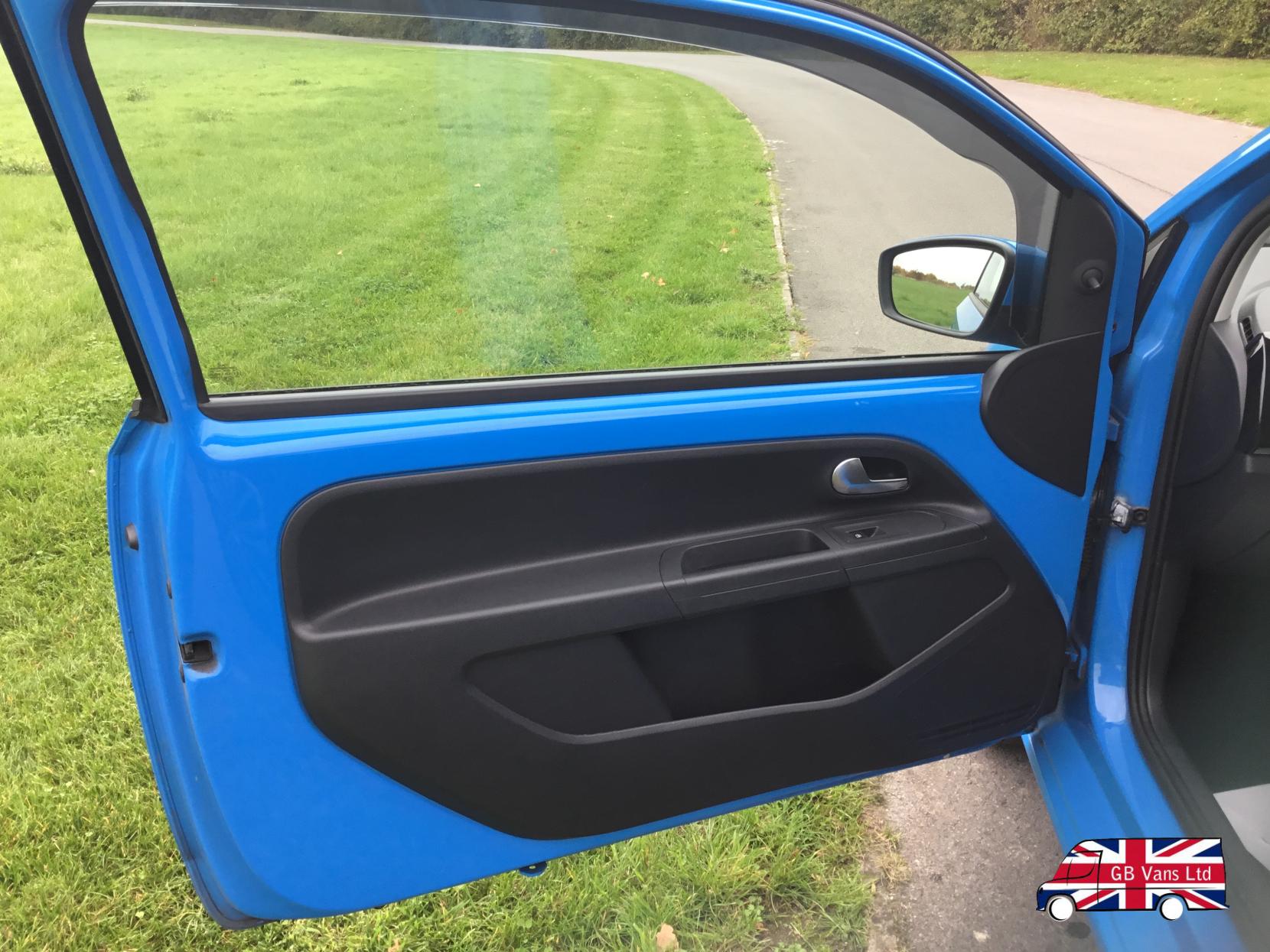 Volkswagen up! 1.0 Move up! Hatchback 3dr Petrol Manual Euro 6 (60 ps)