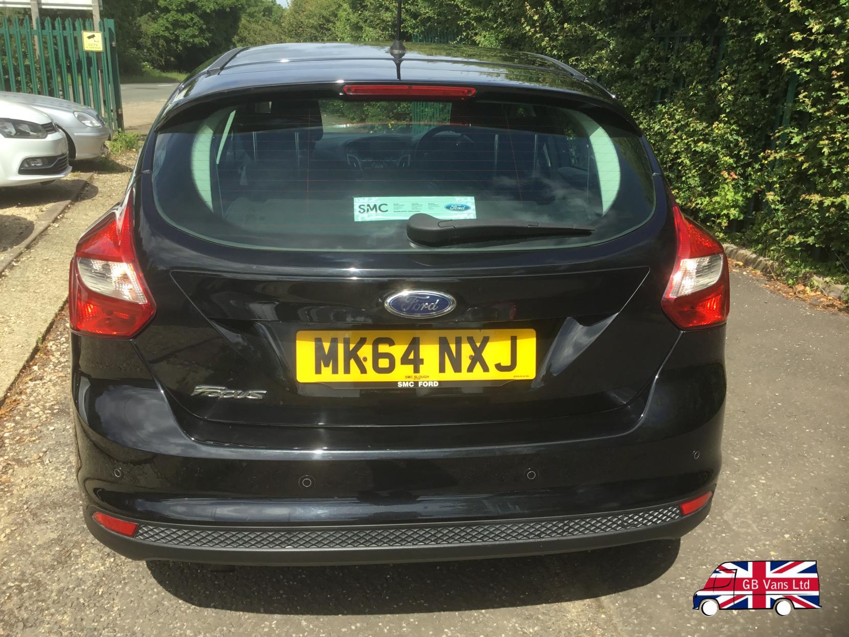 Ford Focus 1.6 TDCi Titanium Navigator Hatchback 5dr Diesel Manual Euro 5 (s/s) (115 ps)