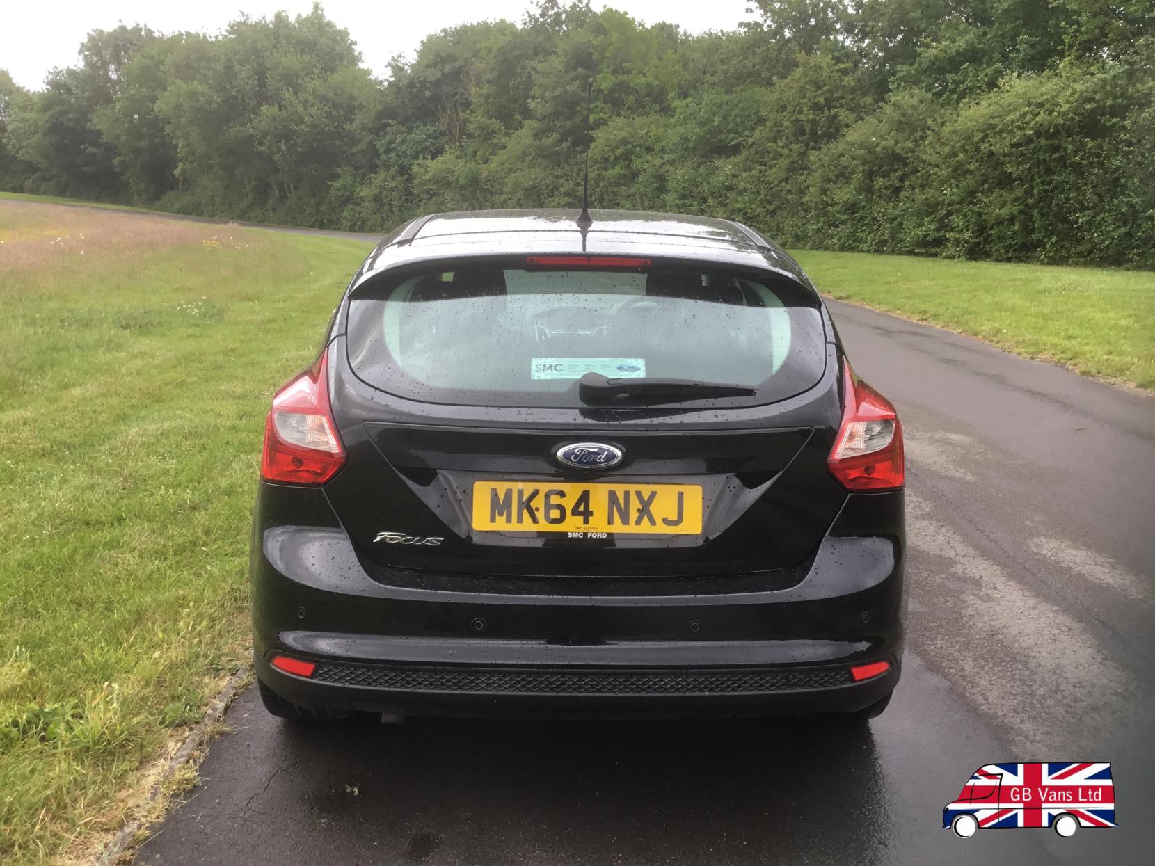 Ford Focus 1.6 TDCi Titanium Navigator Hatchback 5dr Diesel Manual Euro 5 (s/s) (115 ps)