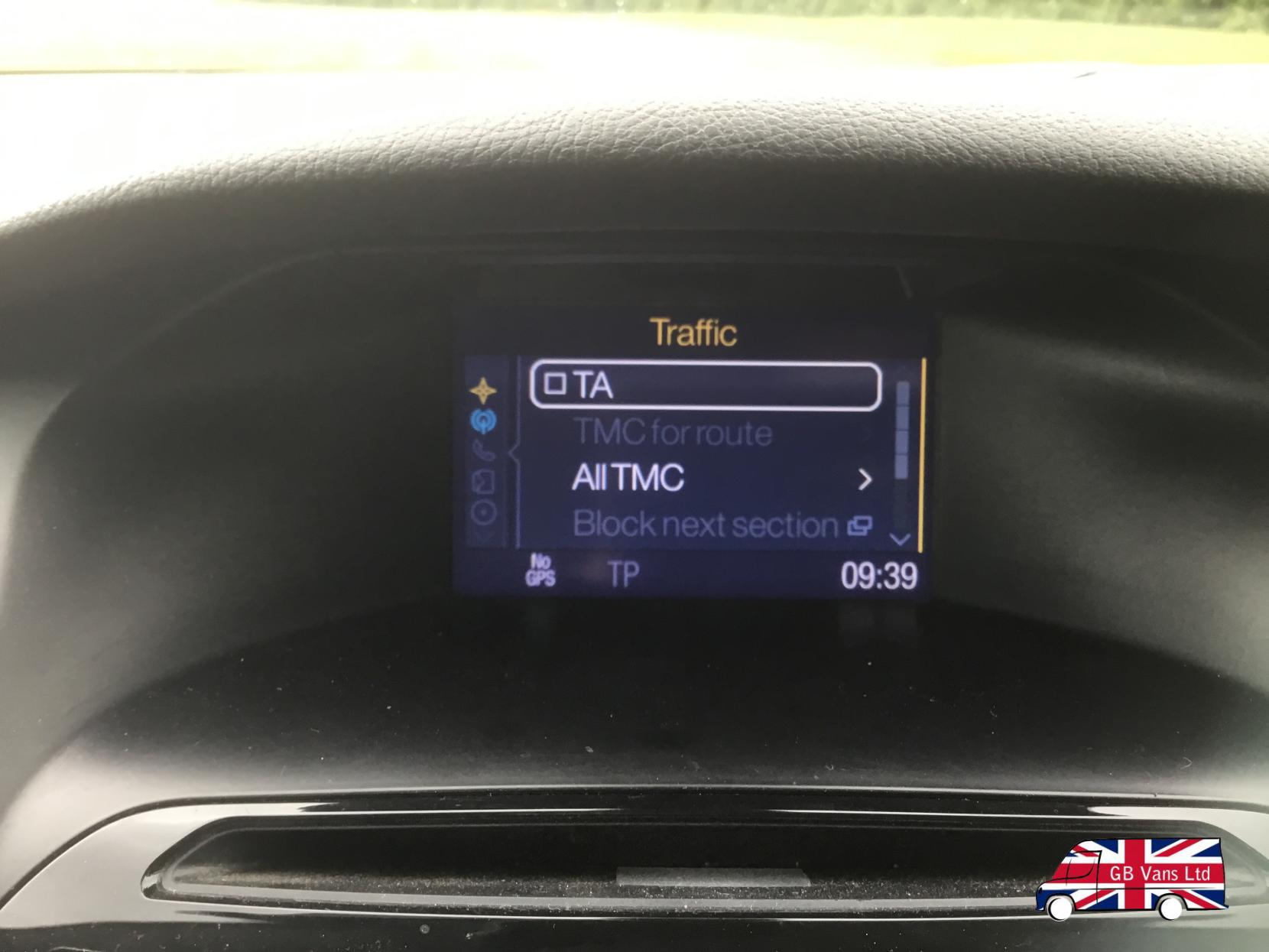 Ford Focus 1.6 TDCi Titanium Navigator Hatchback 5dr Diesel Manual Euro 5 (s/s) (115 ps)