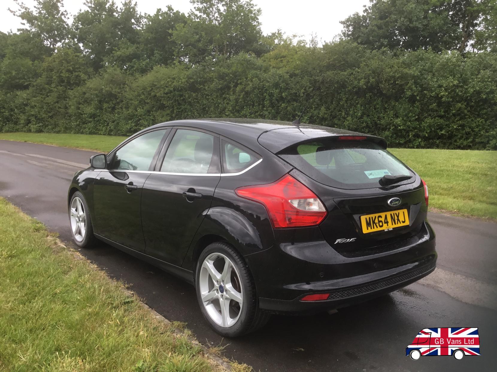 Ford Focus 1.6 TDCi Titanium Navigator Hatchback 5dr Diesel Manual Euro 5 (s/s) (115 ps)