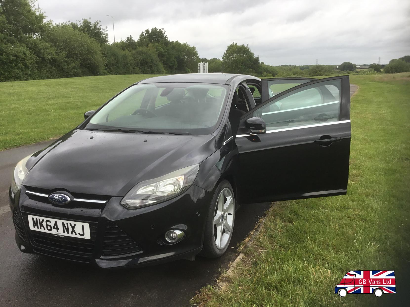 Ford Focus 1.6 TDCi Titanium Navigator Hatchback 5dr Diesel Manual Euro 5 (s/s) (115 ps)