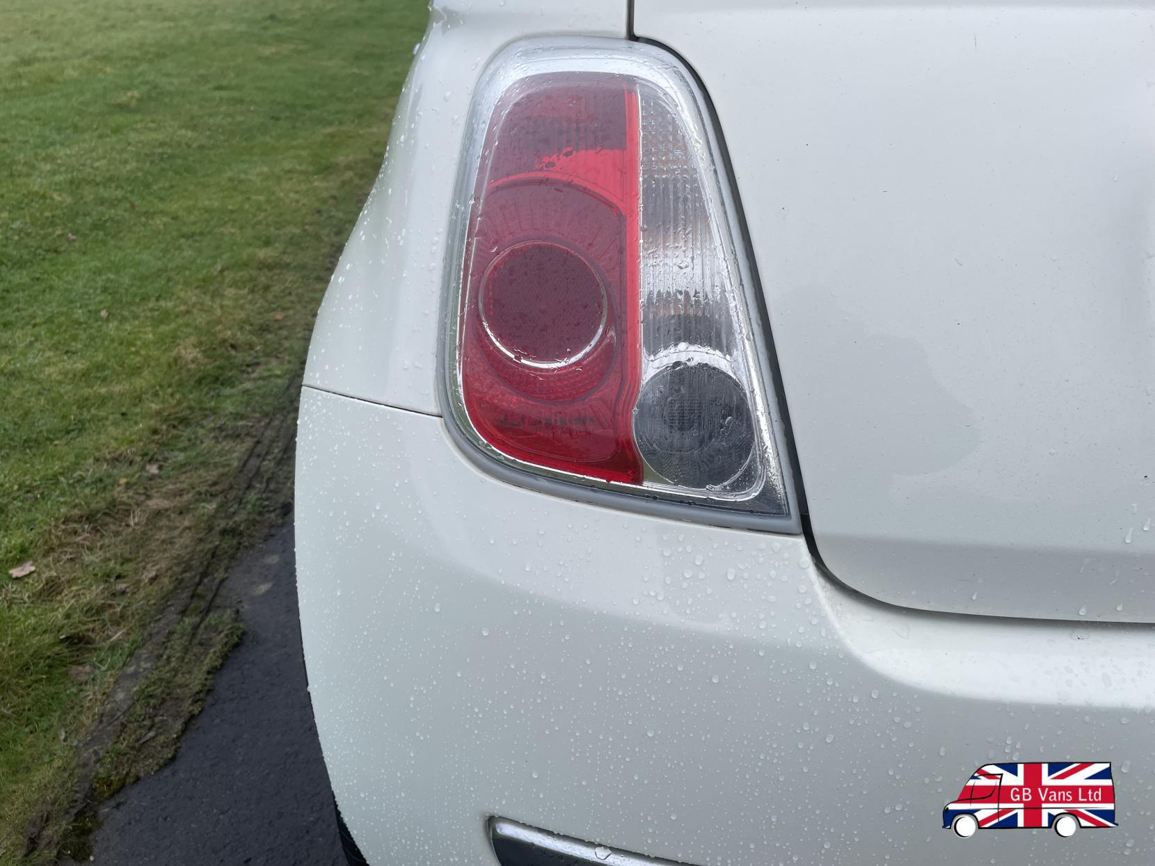 Fiat 500 1.2 Lounge Hatchback 3dr Petrol Manual Euro 5 (s/s) (69 bhp)