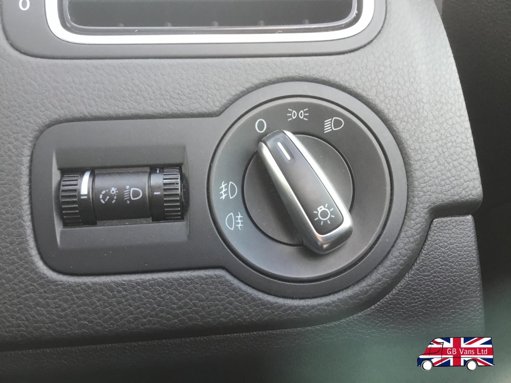 Volkswagen Polo 1.2 Match Edition Hatchback 3dr Petrol Manual Euro 5 (60 ps)