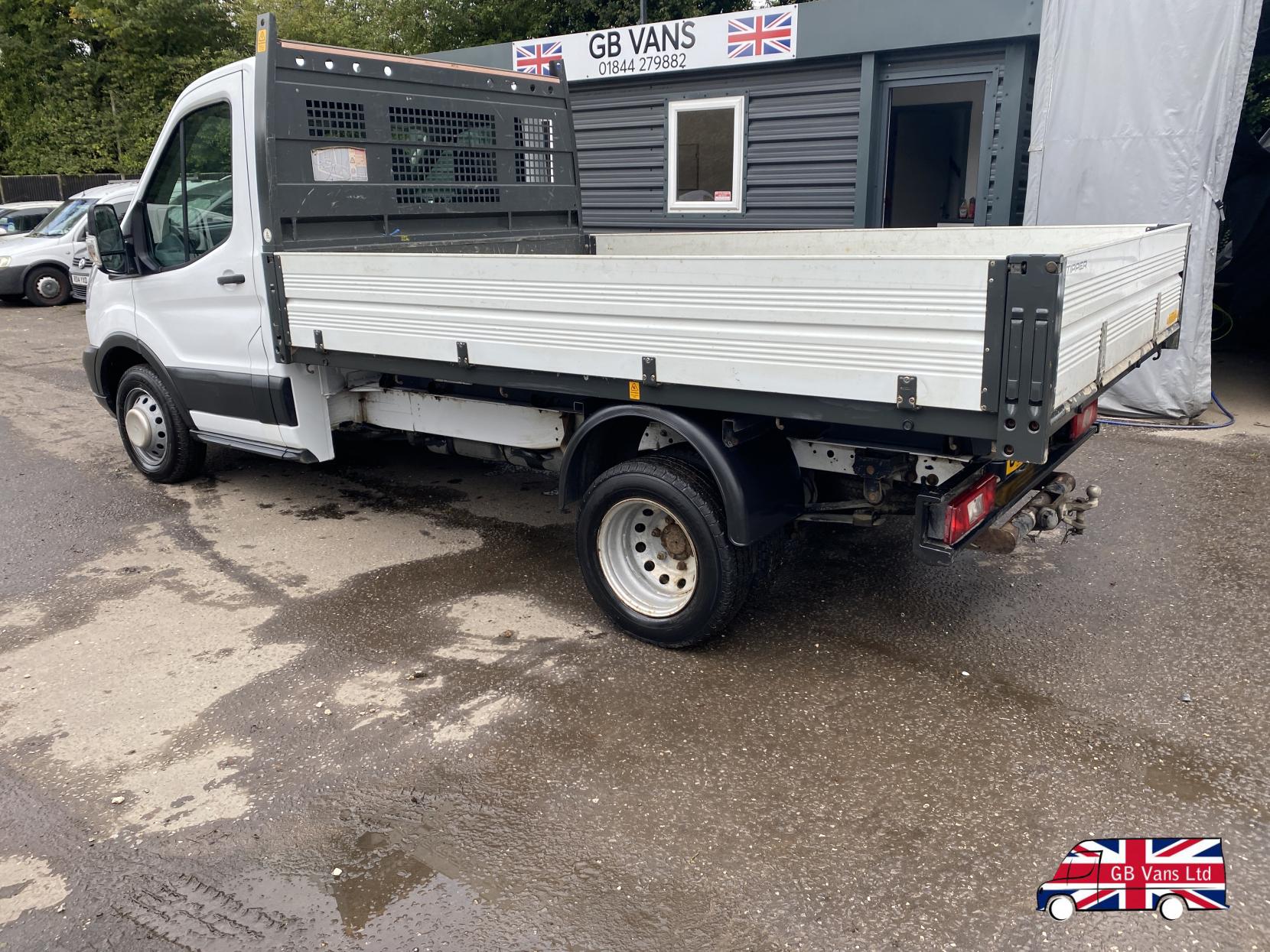 Ford Transit 2.2 TDCi 350 Chassis Cab 2dr Diesel Manual RWD L2 H1 Euro 5 (DRW) (125 ps)