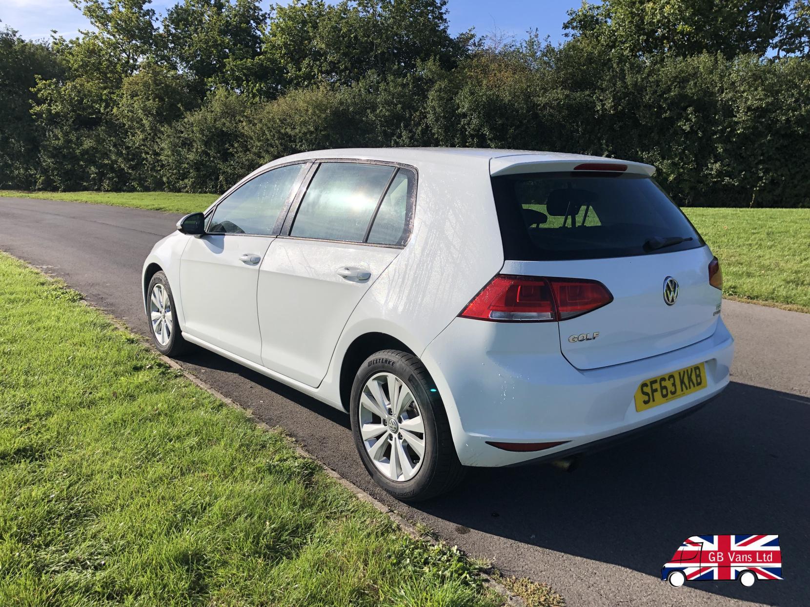 Volkswagen Golf 1.6 TDI BlueMotion Tech SE Hatchback 5dr Diesel Manual Euro 5 (s/s) (105 ps)