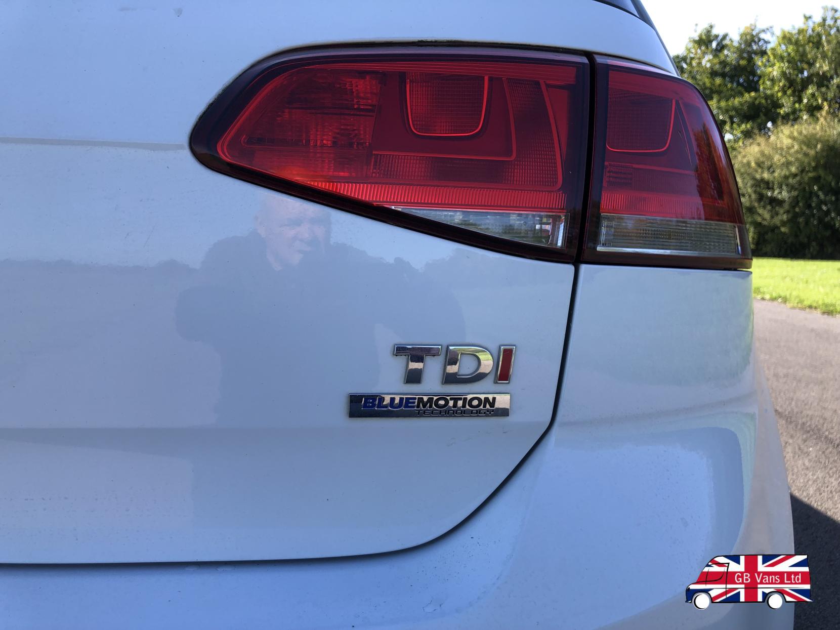 Volkswagen Golf 1.6 TDI BlueMotion Tech SE Hatchback 5dr Diesel Manual Euro 5 (s/s) (105 ps)