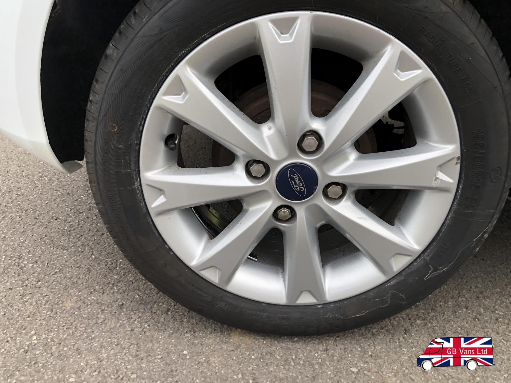 Ford Fiesta 1.25 Zetec Hatchback 5dr Petrol Manual (129 g/km, 81 bhp)