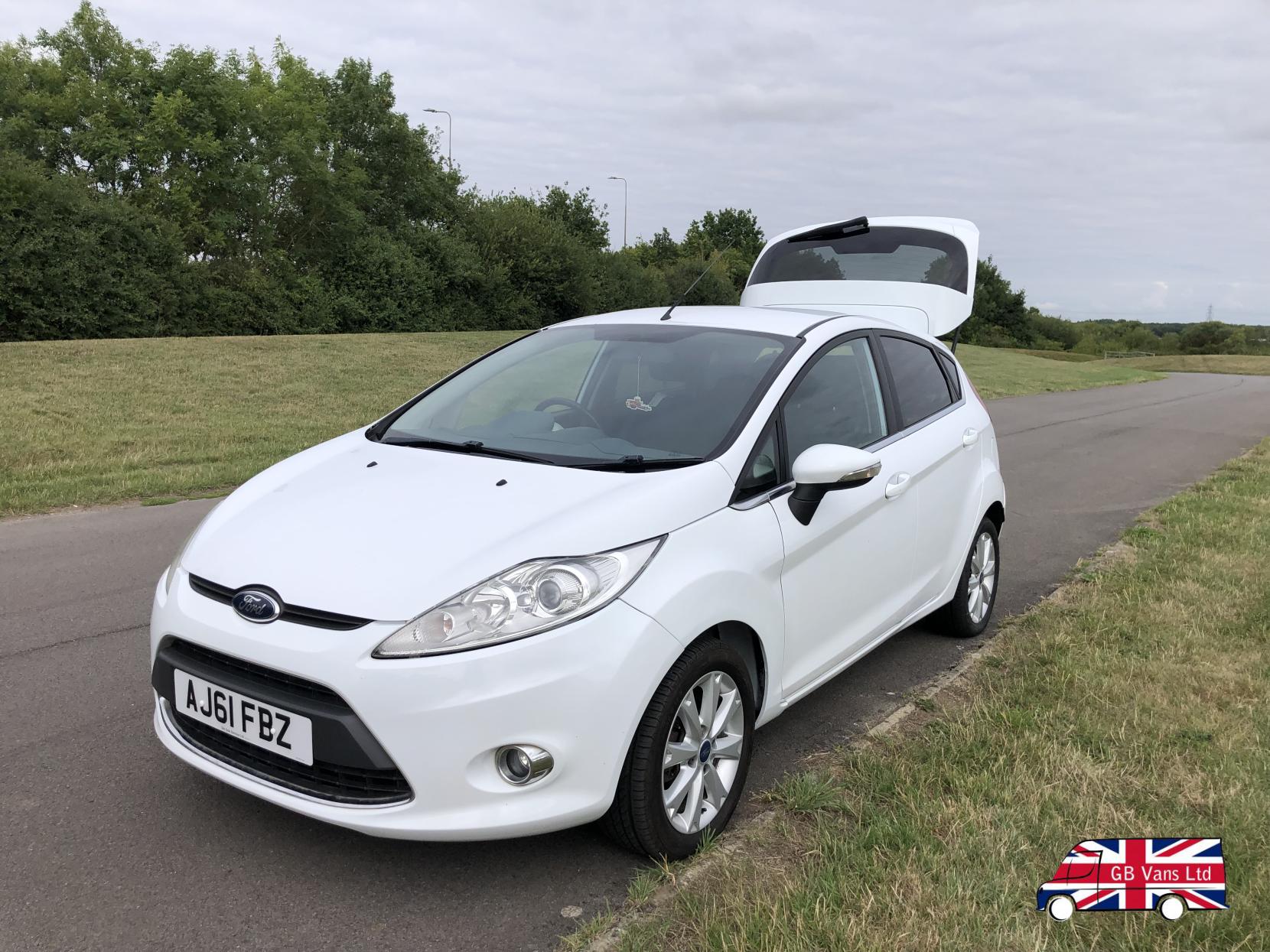 Ford Fiesta 1.25 Zetec Hatchback 5dr Petrol Manual (129 g/km, 81 bhp)