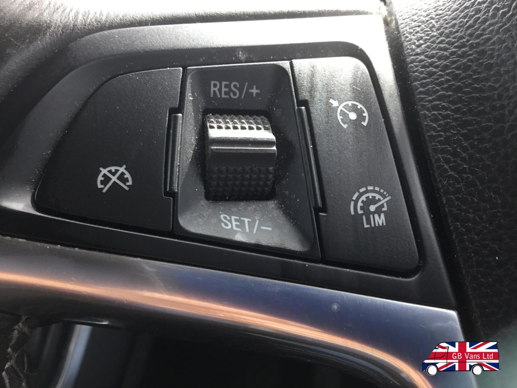 Vauxhall Mokka 1.6 SE SUV 5dr Petrol Manual 2WD Euro 5 (s/s) (115 ps)
