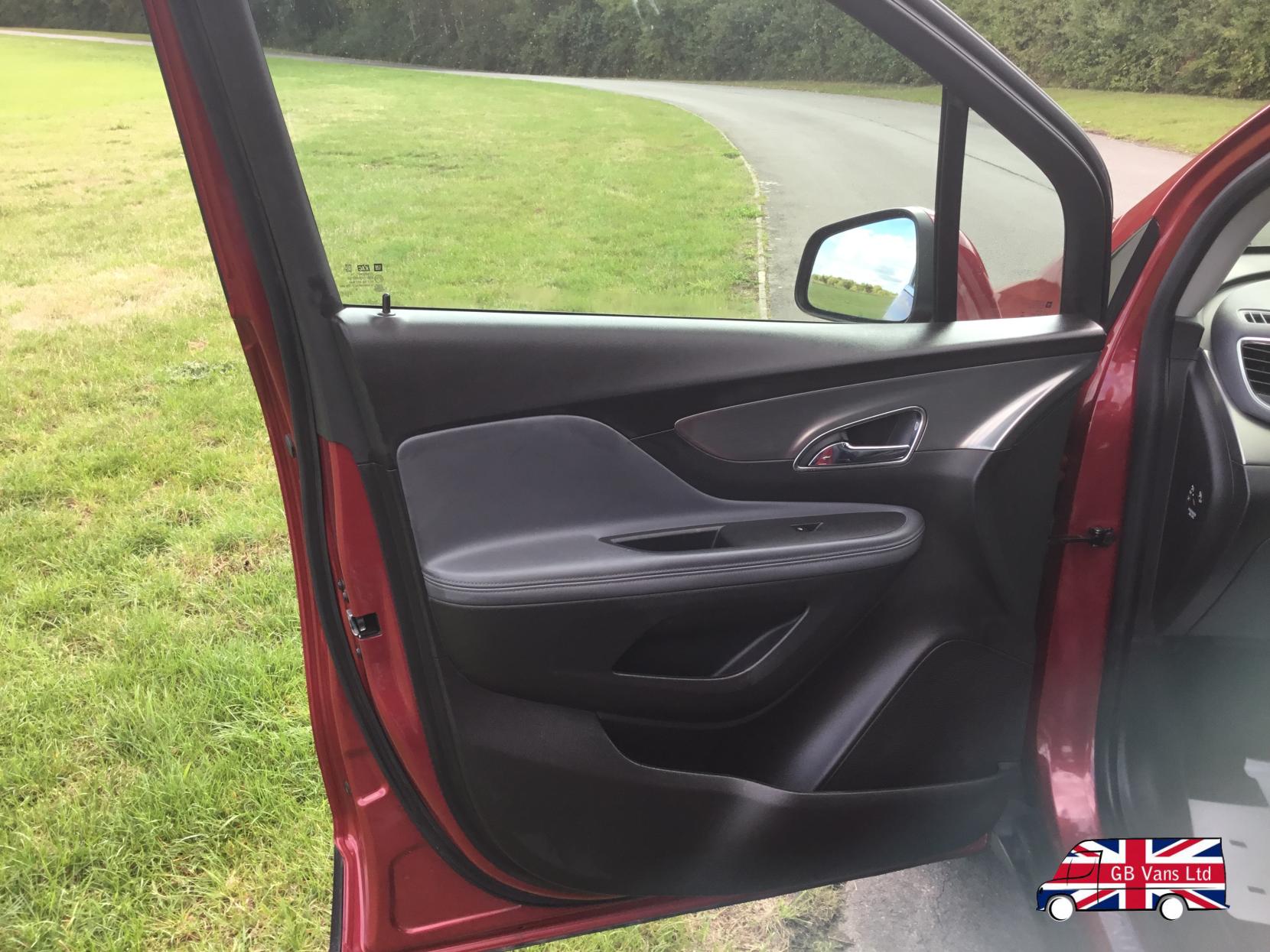 Vauxhall Mokka 1.6 SE SUV 5dr Petrol Manual 2WD Euro 5 (s/s) (115 ps)