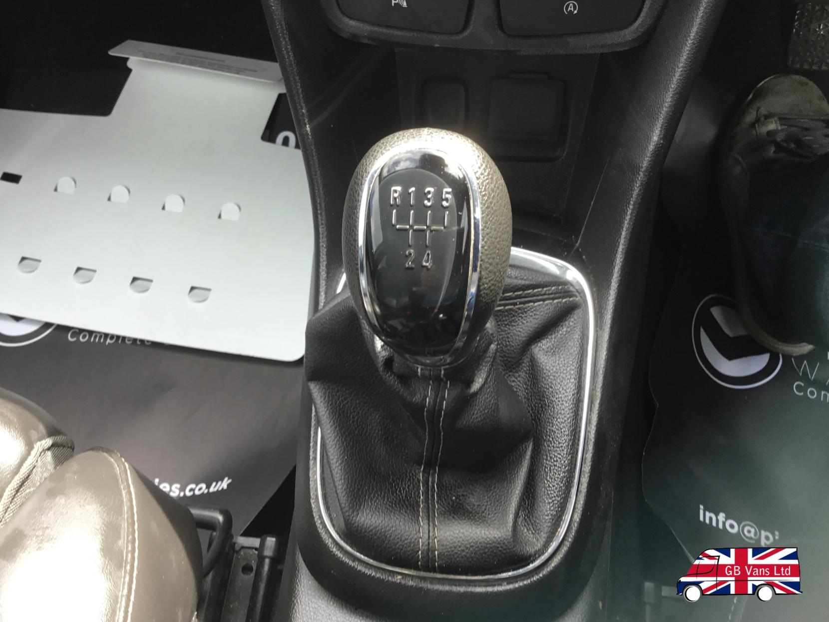 Vauxhall Mokka 1.6 SE SUV 5dr Petrol Manual 2WD Euro 5 (s/s) (115 ps)