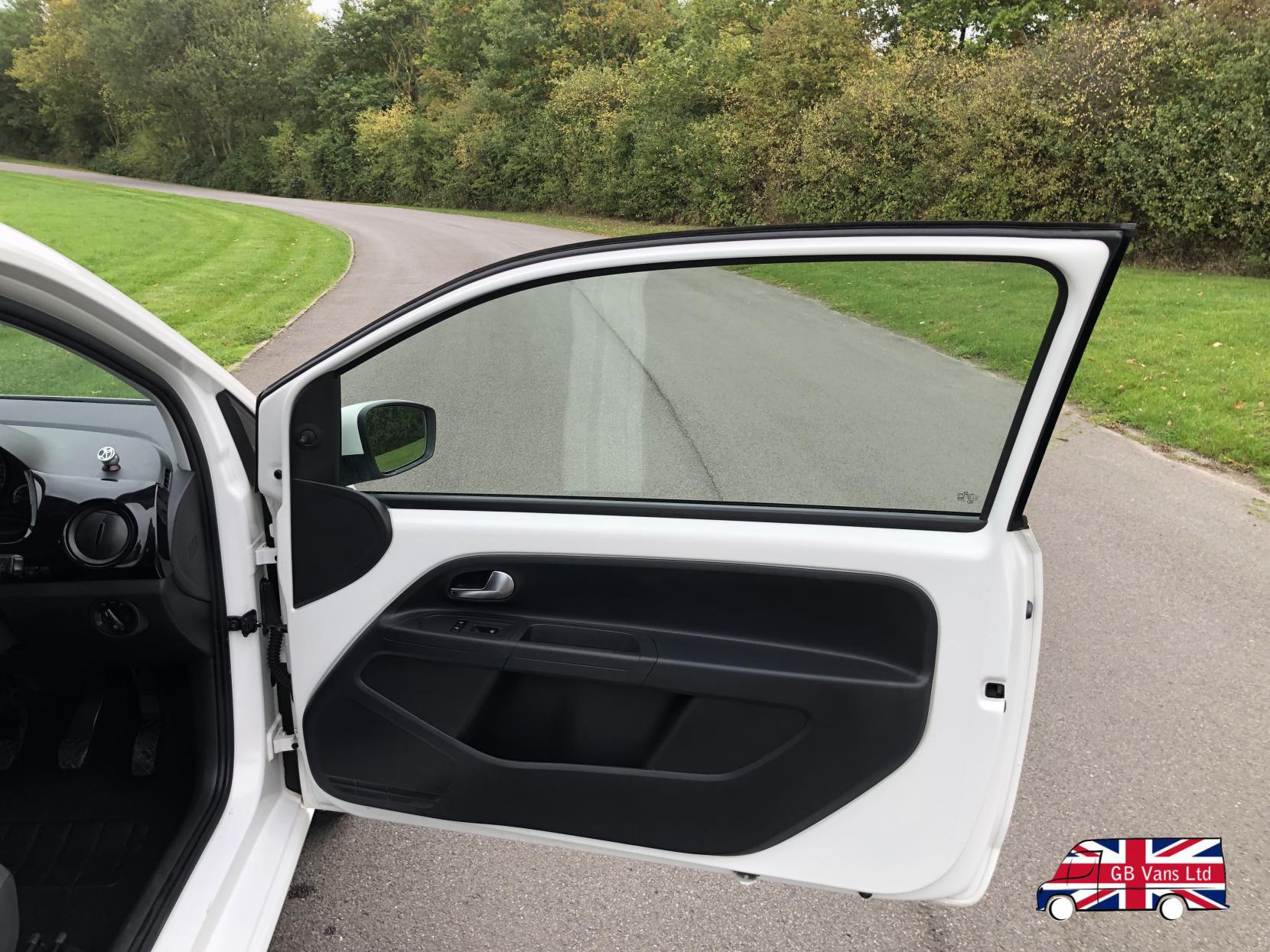 Volkswagen up! 1.0 Move up! Hatchback 3dr Petrol Manual Euro 5 (60 ps)