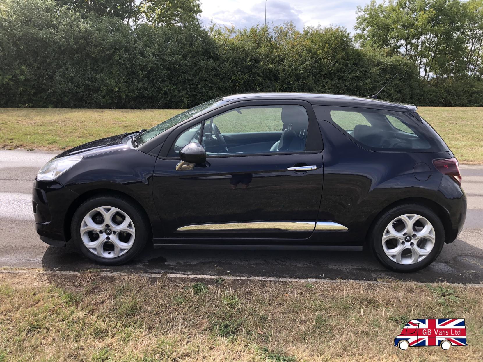 Citroen DS3 1.2 VTi DSign Hatchback 3dr Petrol Manual Euro 5 (82 ps)