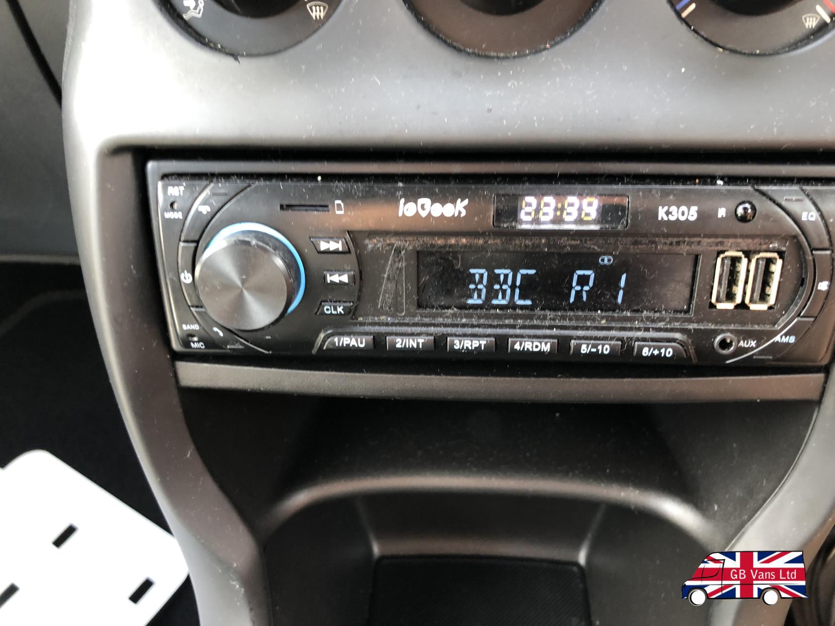 Citroen DS3 1.2 VTi DSign Hatchback 3dr Petrol Manual Euro 5 (82 ps)