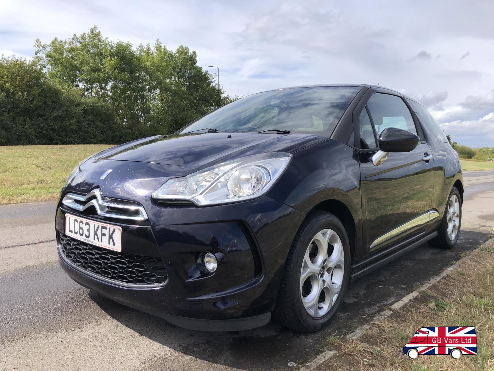 Citroen DS3 1.2 VTi DSign Hatchback 3dr Petrol Manual Euro 5 (82 ps)