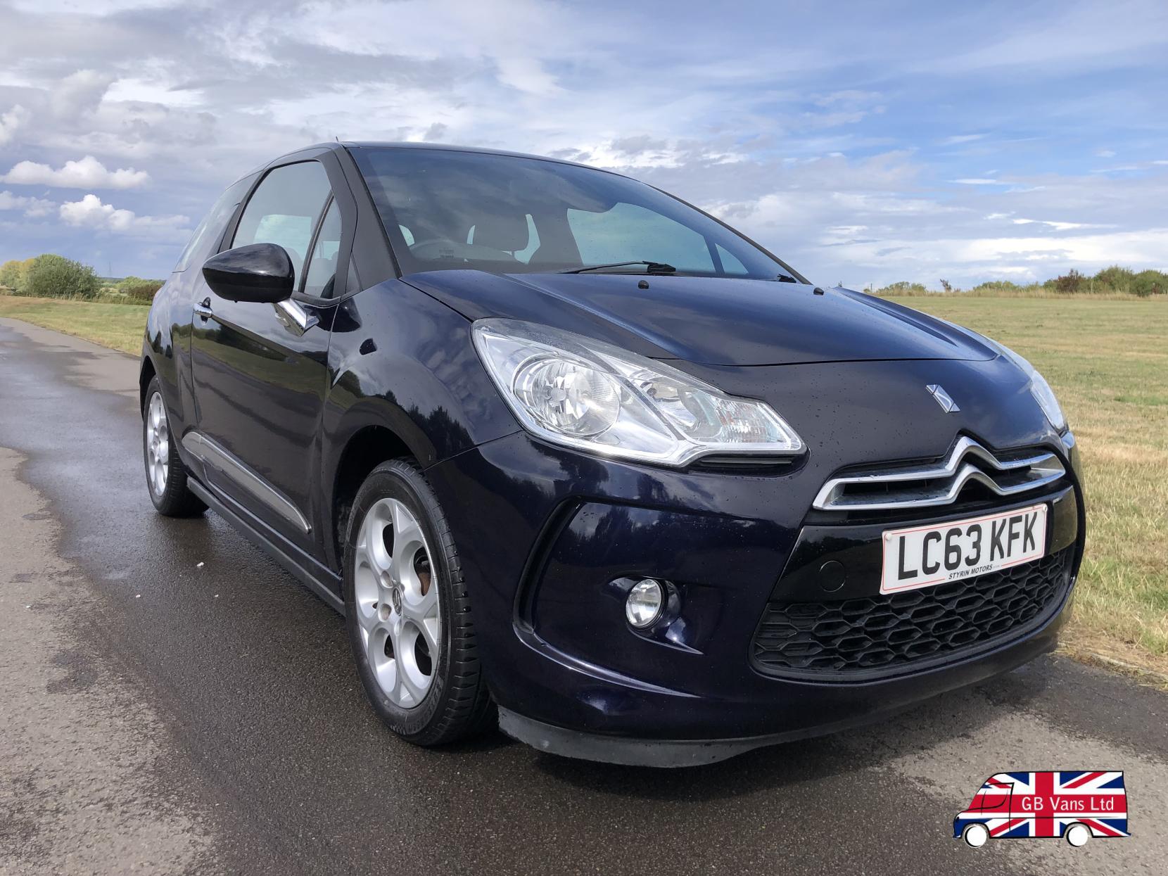 Citroen DS3 1.2 VTi DSign Hatchback 3dr Petrol Manual Euro 5 (82 ps)
