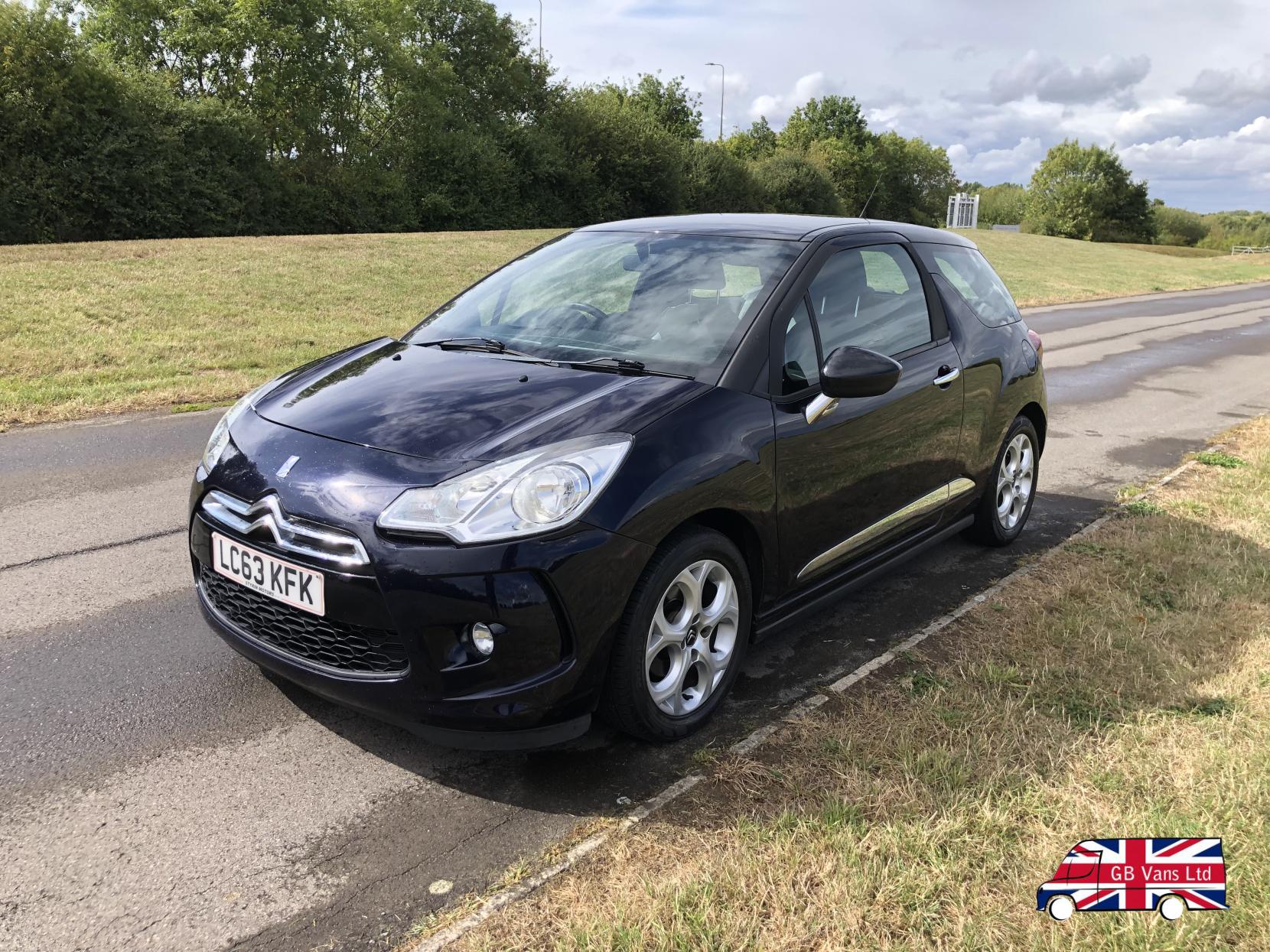 Citroen DS3 1.2 VTi DSign Hatchback 3dr Petrol Manual Euro 5 (82 ps)