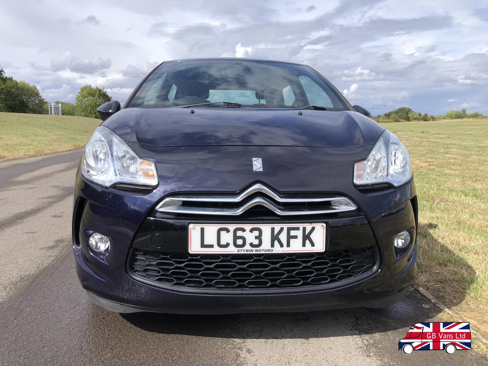 Citroen DS3 1.2 VTi DSign Hatchback 3dr Petrol Manual Euro 5 (82 ps)