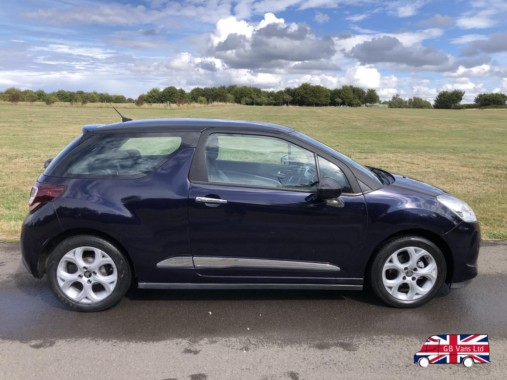 Citroen DS3 1.2 VTi DSign Hatchback 3dr Petrol Manual Euro 5 (82 ps)