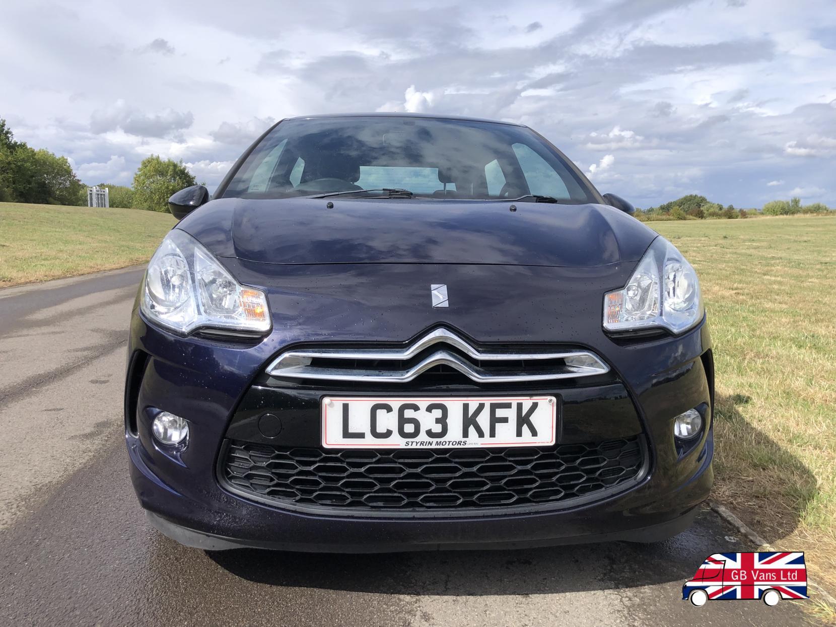 Citroen DS3 1.2 VTi DSign Hatchback 3dr Petrol Manual Euro 5 (82 ps)