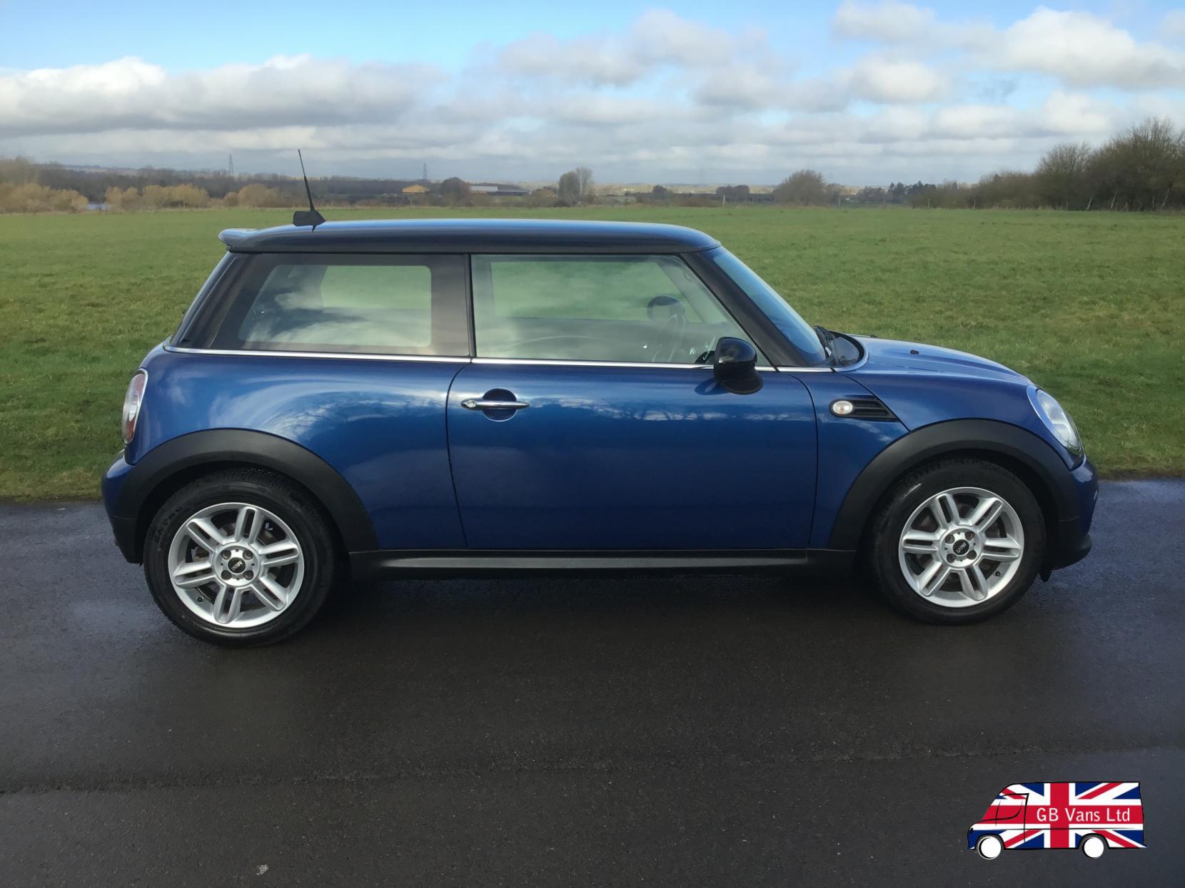 MINI Hatch 1.6 Cooper Hatchback 3dr Petrol Manual Euro 5 (s/s) (122 ps)
