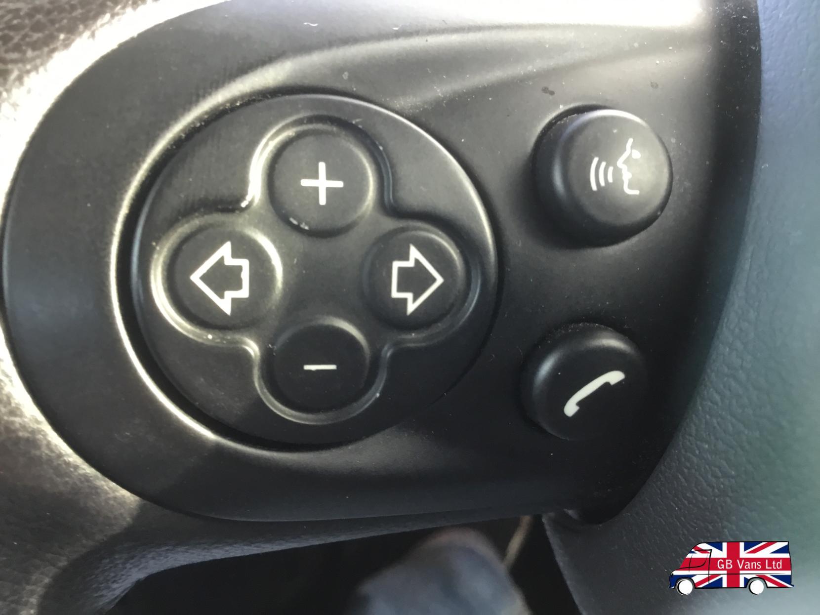 MINI Hatch 1.6 Cooper Hatchback 3dr Petrol Manual Euro 5 (s/s) (122 ps)