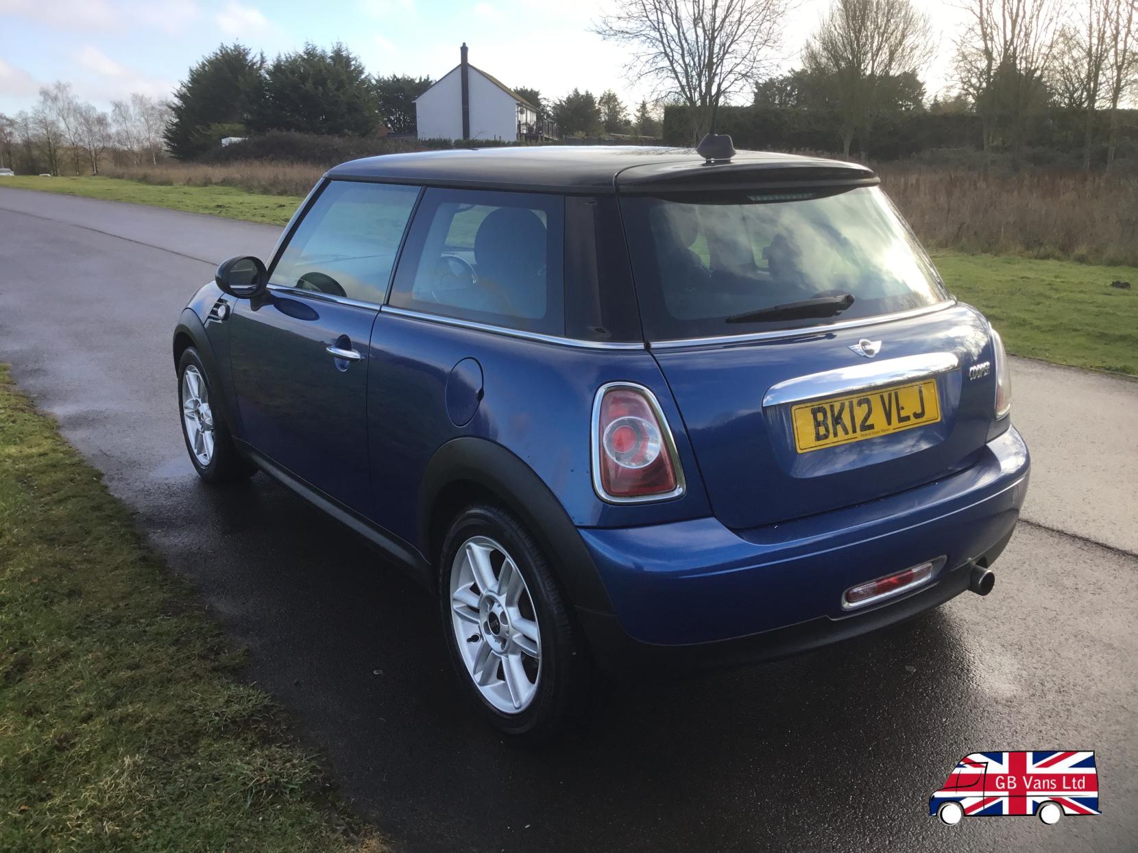 MINI Hatch 1.6 Cooper Hatchback 3dr Petrol Manual Euro 5 (s/s) (122 ps)