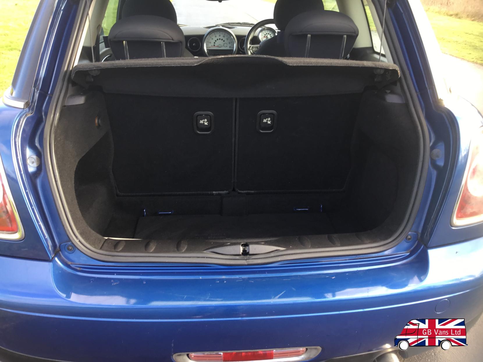 MINI Hatch 1.6 Cooper Hatchback 3dr Petrol Manual Euro 5 (s/s) (122 ps)