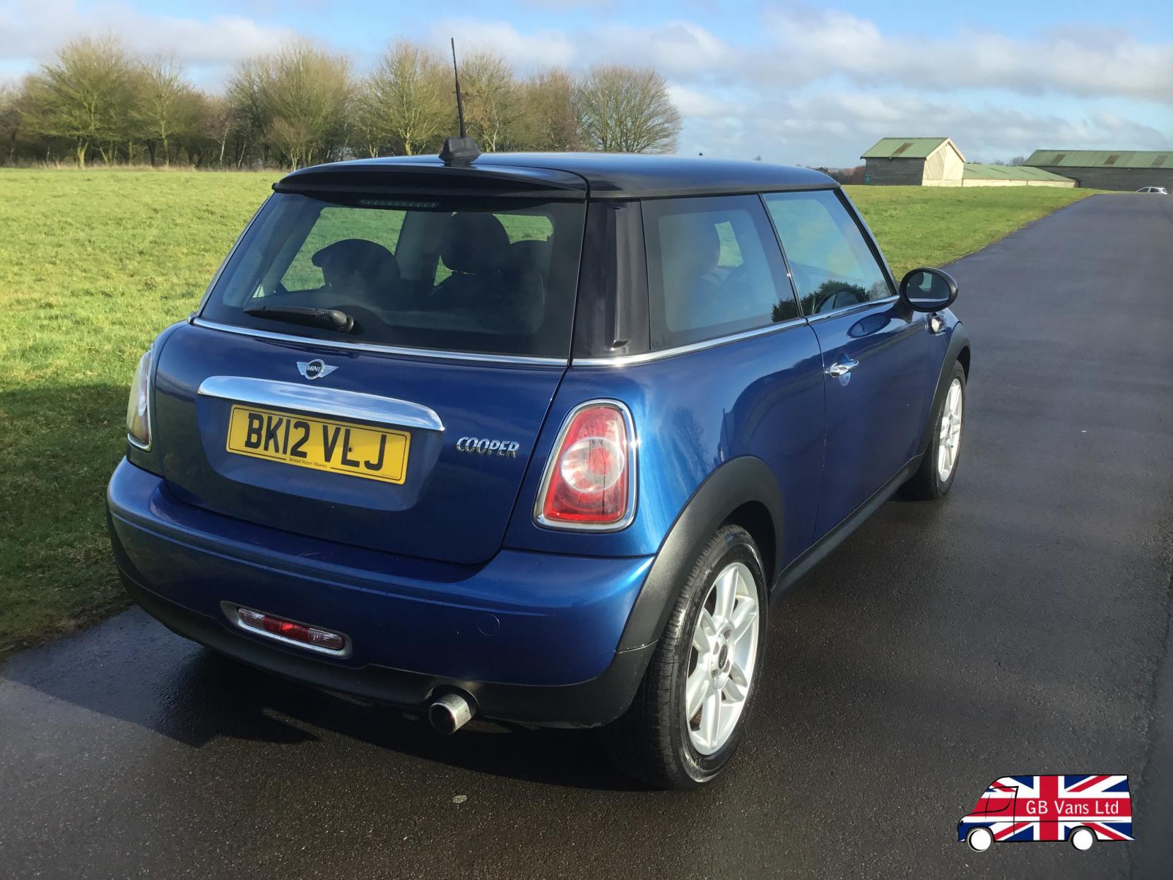 MINI Hatch 1.6 Cooper Hatchback 3dr Petrol Manual Euro 5 (s/s) (122 ps)