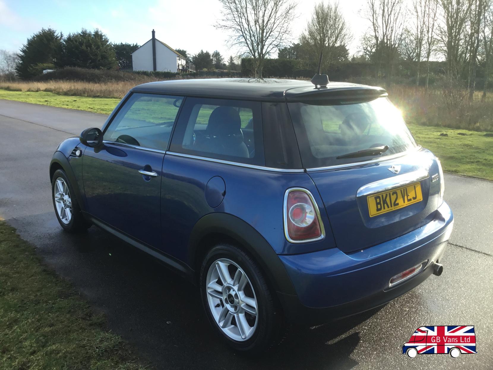 MINI Hatch 1.6 Cooper Hatchback 3dr Petrol Manual Euro 5 (s/s) (122 ps)
