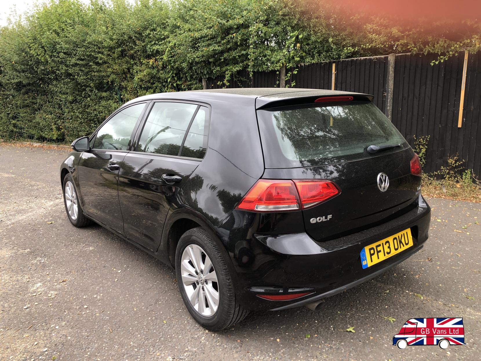 Volkswagen Golf 1.6 TDI BlueMotion Tech SE Hatchback 5dr Diesel Manual Euro 5 (s/s) (105 ps)