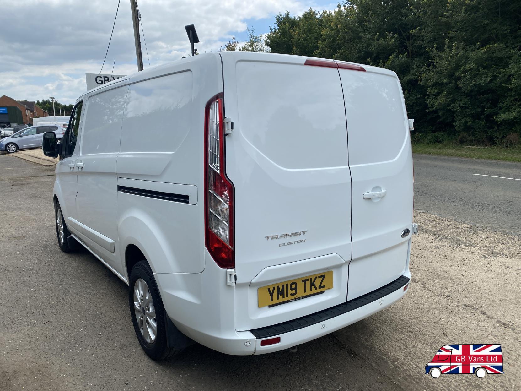 Ford Transit Custom 2.0 280 EcoBlue Limited Panel Van 5dr Diesel Manual L1 H1 Euro 6 (130 ps)