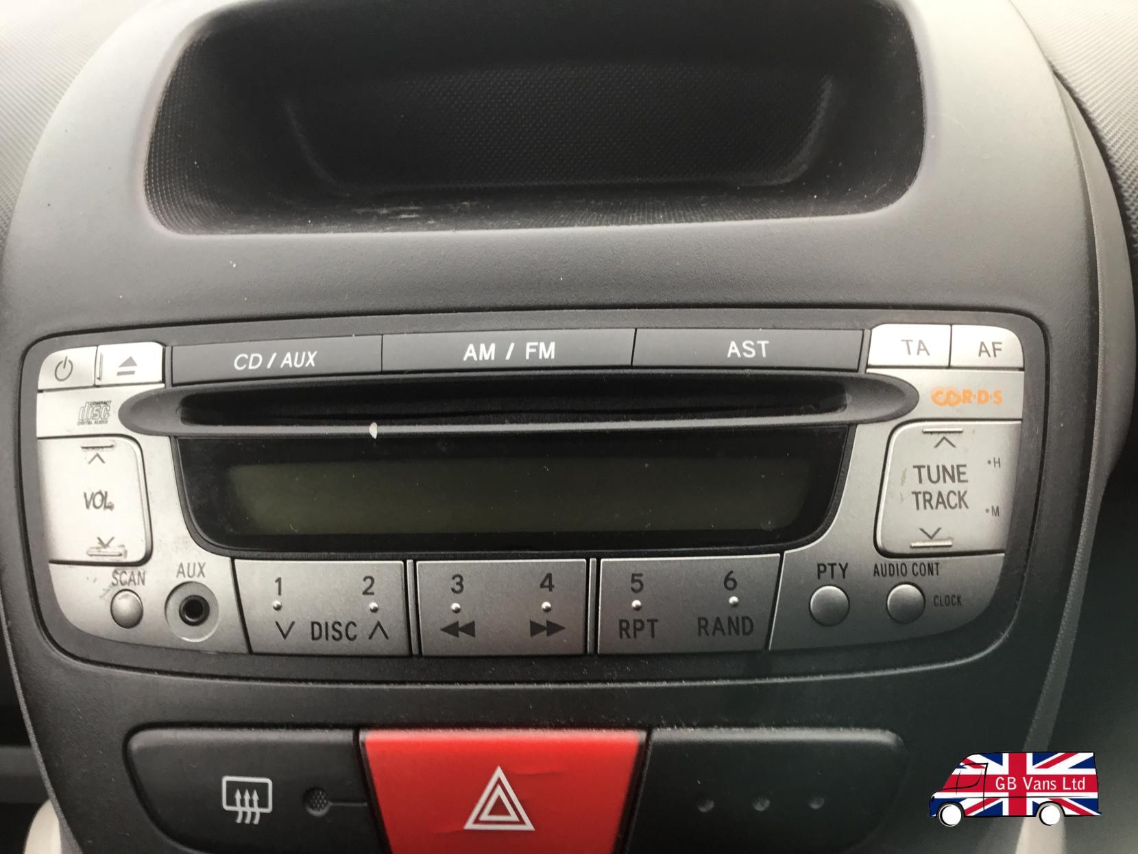 Citroen C1 1.0i Vibe Hatchback 3dr Petrol Manual Euro 4 (67 ps)