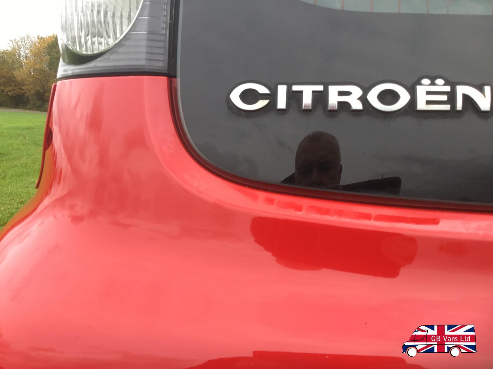 Citroen C1 1.0i Vibe Hatchback 3dr Petrol Manual Euro 4 (67 ps)
